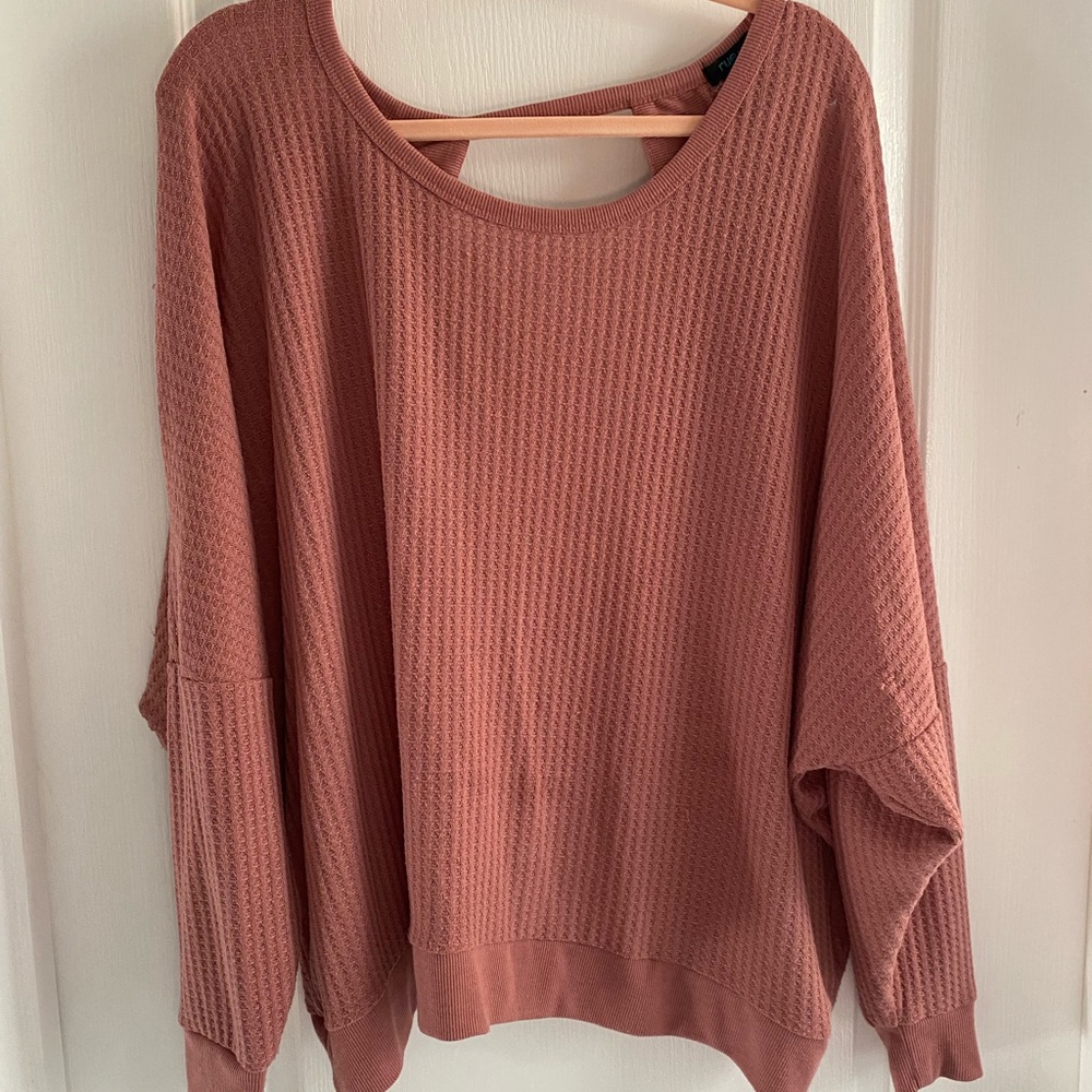 Rue 21 blush open back sweater